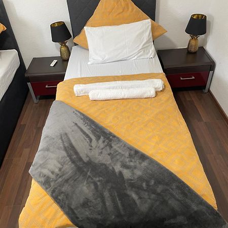 Appartement Ferienwohung In Kuppenheim Fuer 1 Bis 3 Personen Extérieur photo